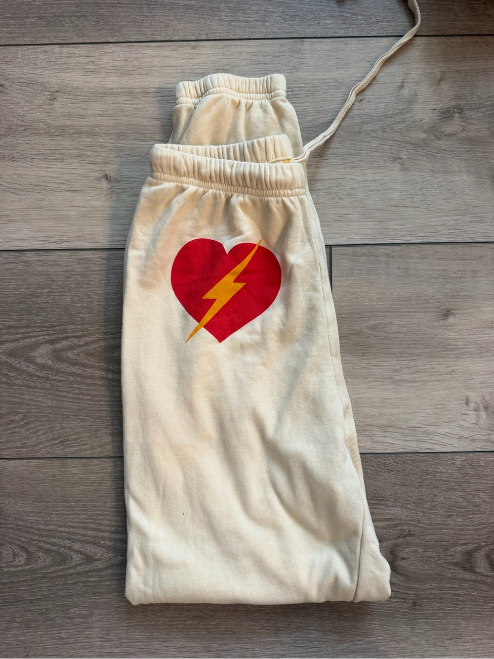 Aviator Nation Cream Cropped Sweatpants with Red Heart & Yellow Lightning